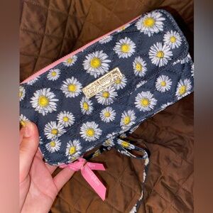 Simply Southern Daisy Strap Wallet